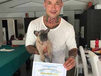 Radja Nainggolan sceglie WKU